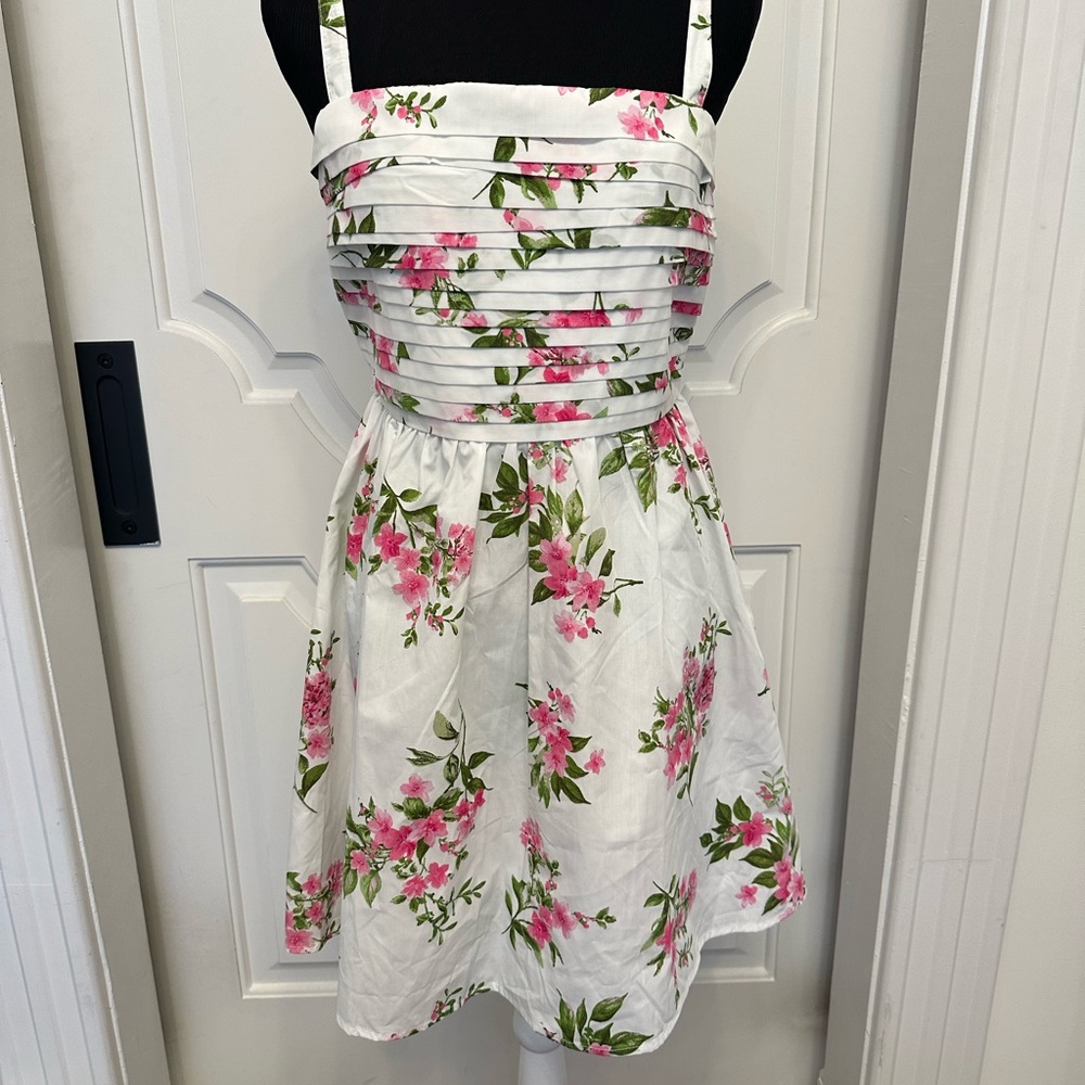 Altar’d State Floral White and Pink Pleated Dress Fit & Flare NWOT
